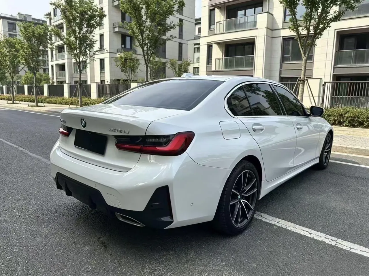 BMW 3 Series 2022 325Li 2.0T M Sports Suit (Modified) Automatic Gear 5