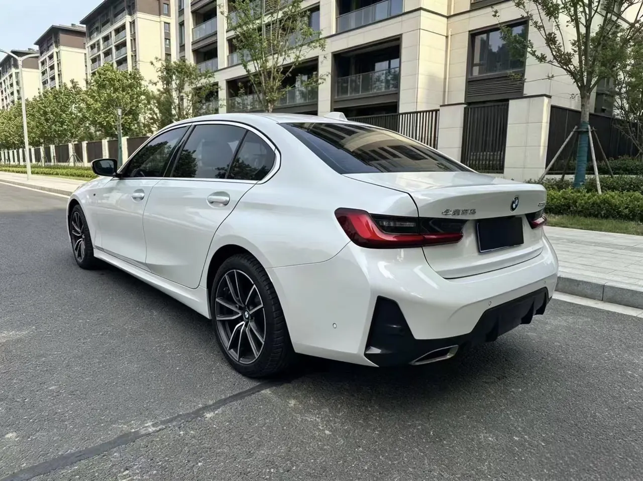 BMW 3 Series 2022 325Li 2.0T M Sports Suit (Modified) Automatic Gear 9