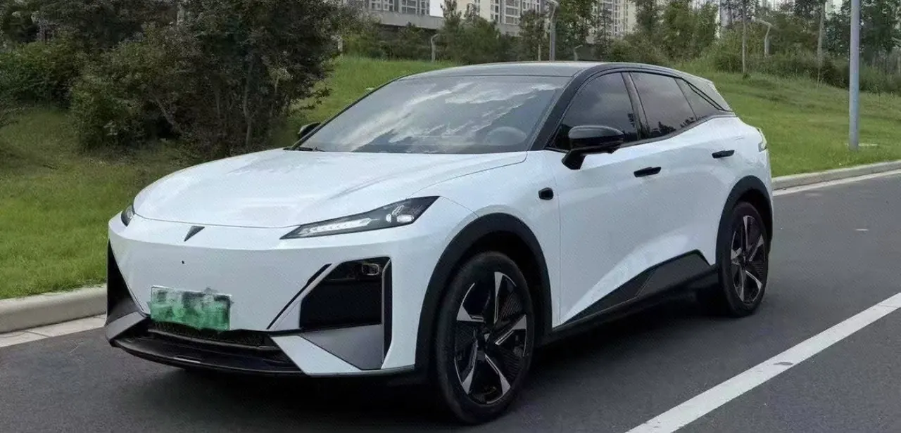 Open image lightbox: ChangAn Deepal 2023 S 7 200 Max Range-extended Automatic Gear