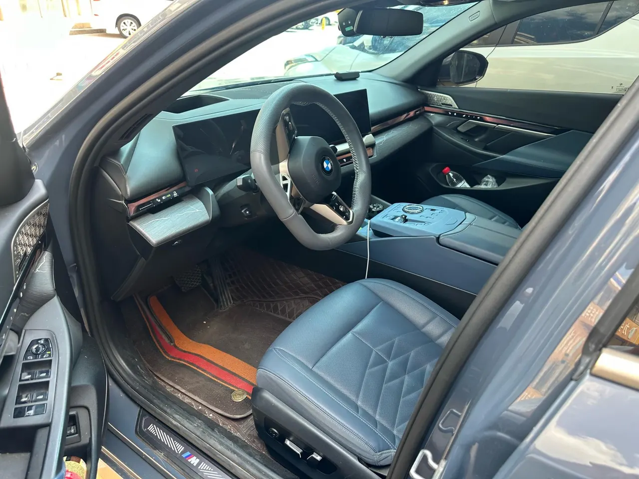 BMW 5 series 2024 530Li 48V 2.0T exclusive m sports suit automatic gear 5
