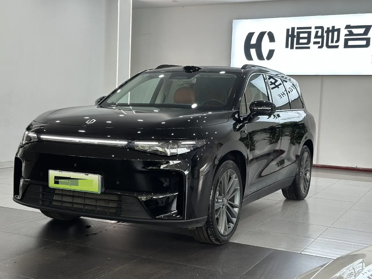 Open image lightbox: Leapmotor 2026 C 16 280 Laser Radar Zhizun Edition 6-seat Automatic Gear