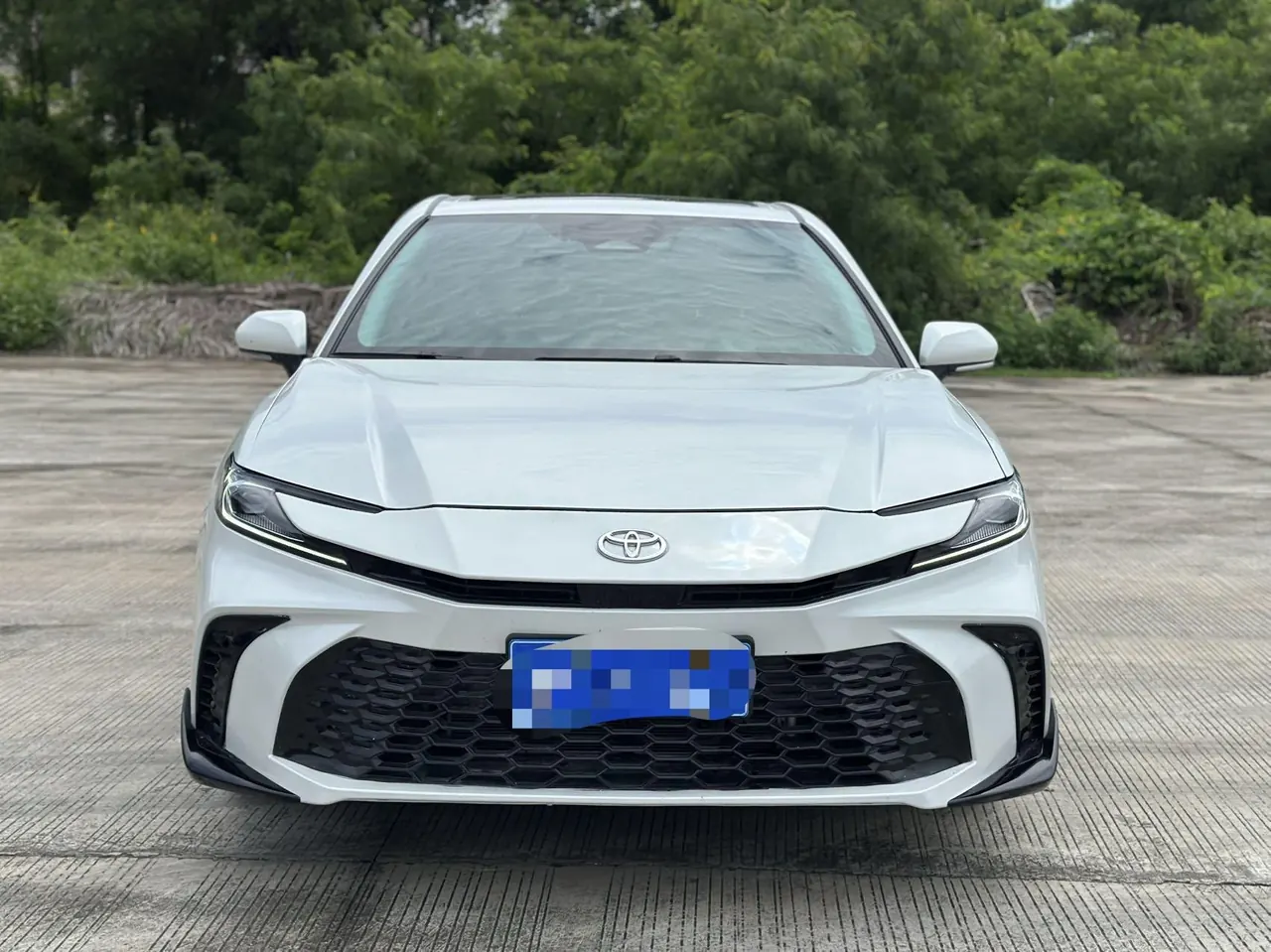Toyota 2026 Camry Double Engine 2.0HSE Stepless Sports Lite Edition Automatic Gear 2