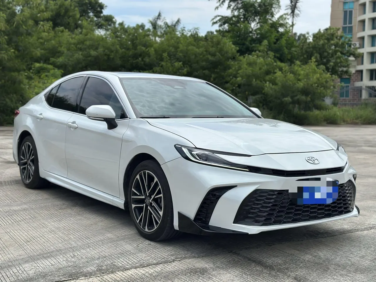 Toyota 2026 Camry Double Engine 2.0HSE Stepless Sports Lite Edition Automatic Gear 3