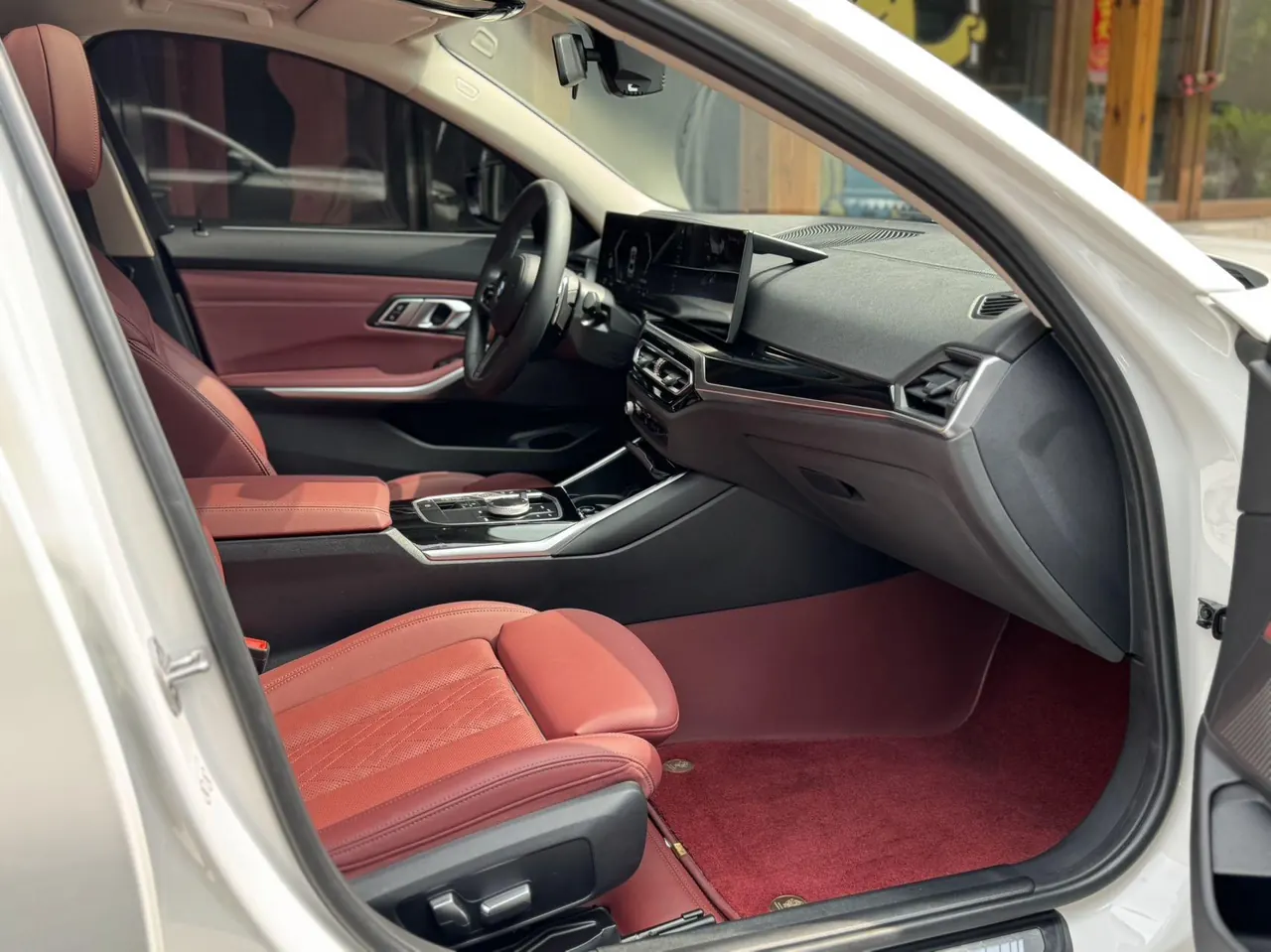 BMW 3 Series 2023 320Li 2.0T M Sports Suit Automatic Gear 2
