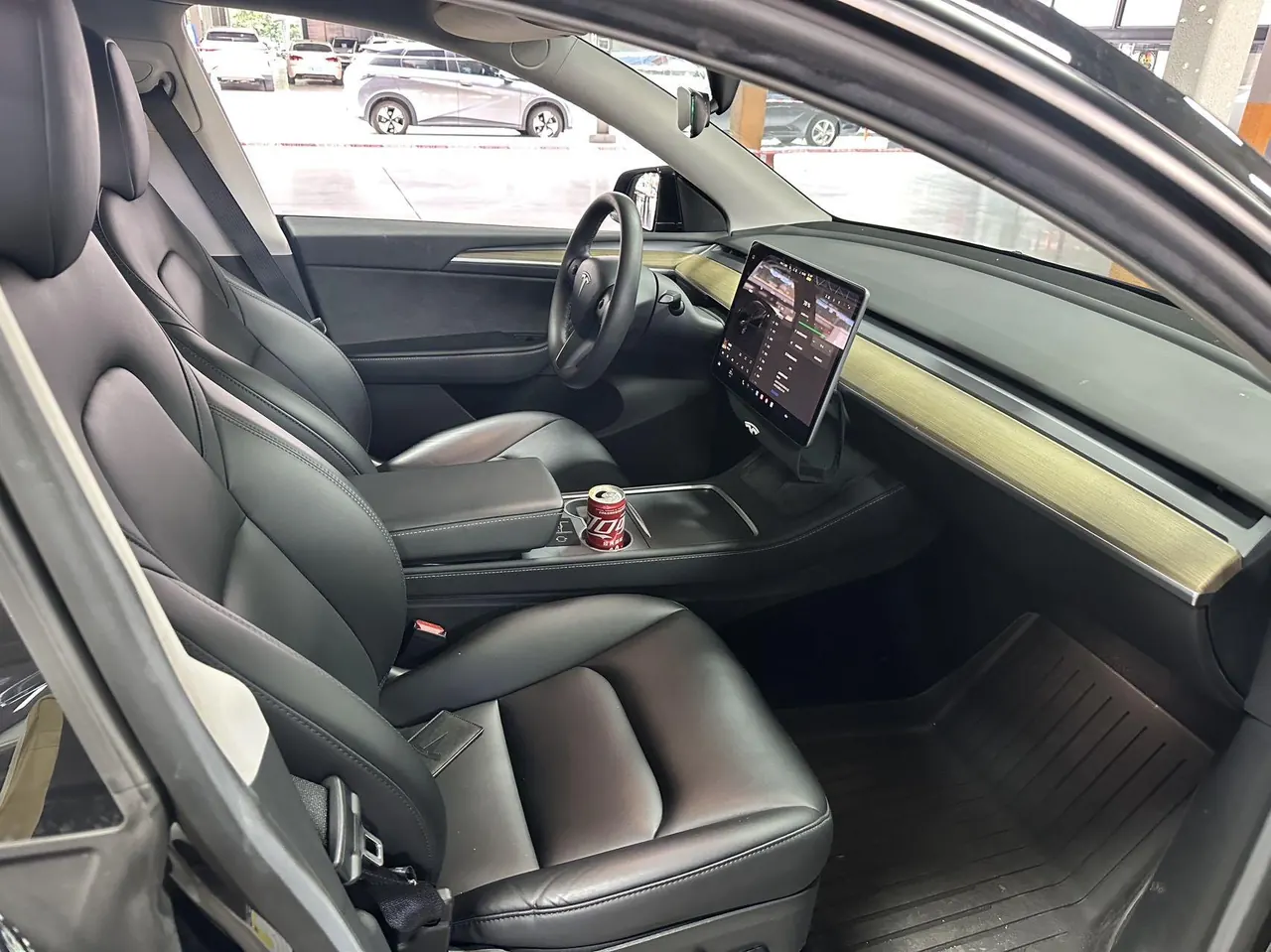 Tesla 2022 Model Y rear-wheel drive version (facelift) automatic gear 4