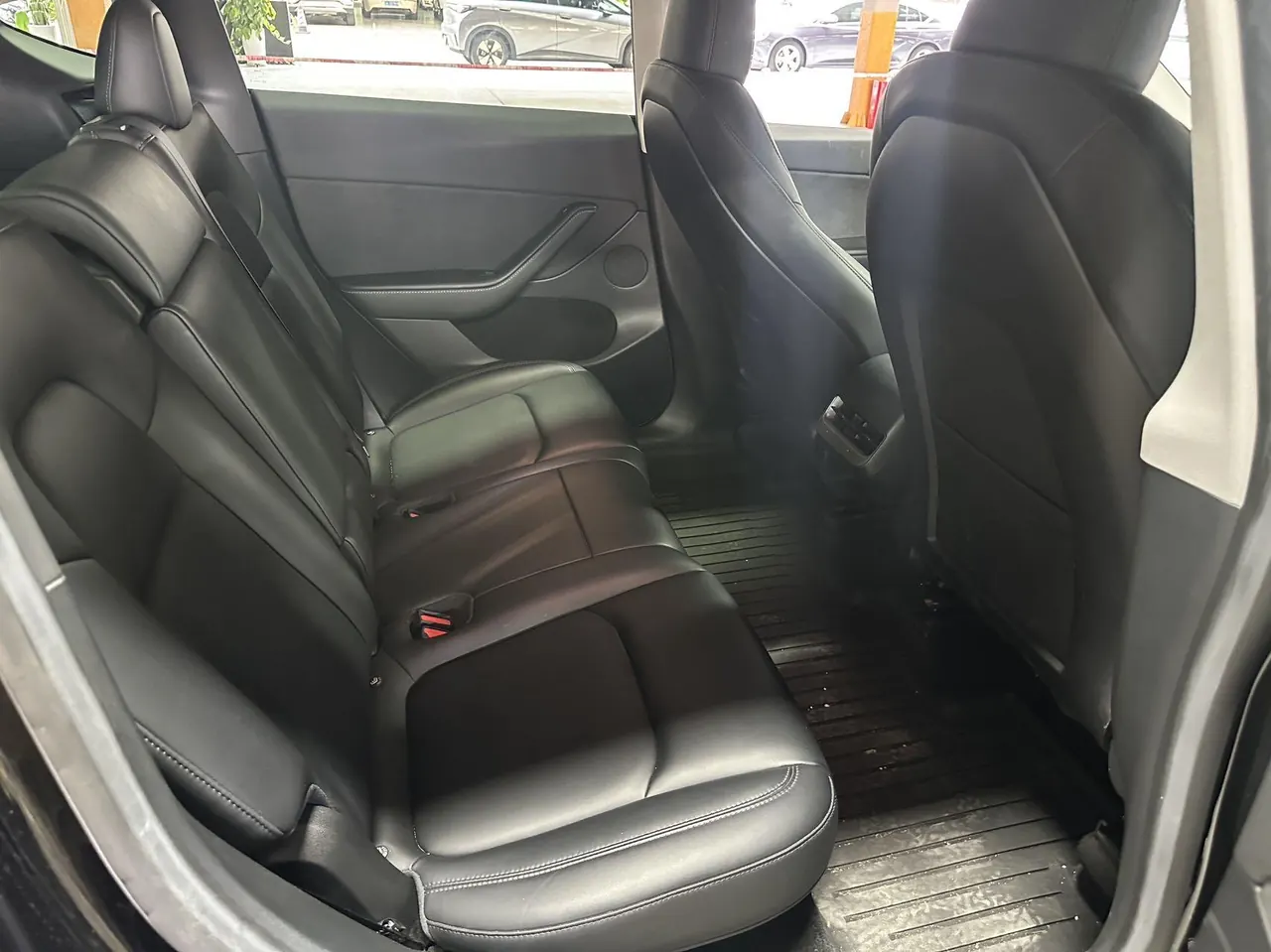 Tesla 2022 Model Y rear-wheel drive version (facelift) automatic gear 5