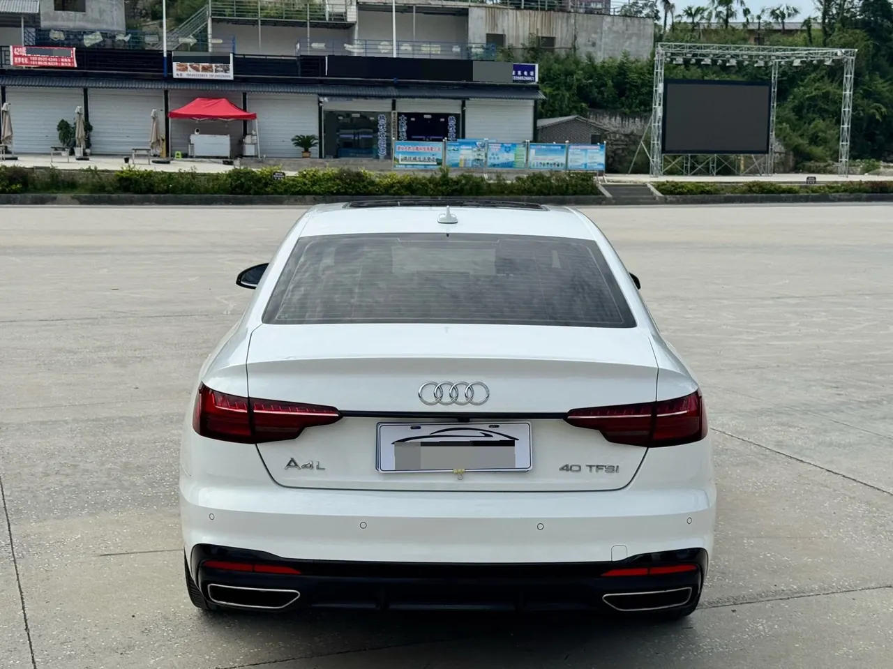 Audi 2022 A4L 2.0TFSI 40TFSI Deluxe Dynamic Automatic 7