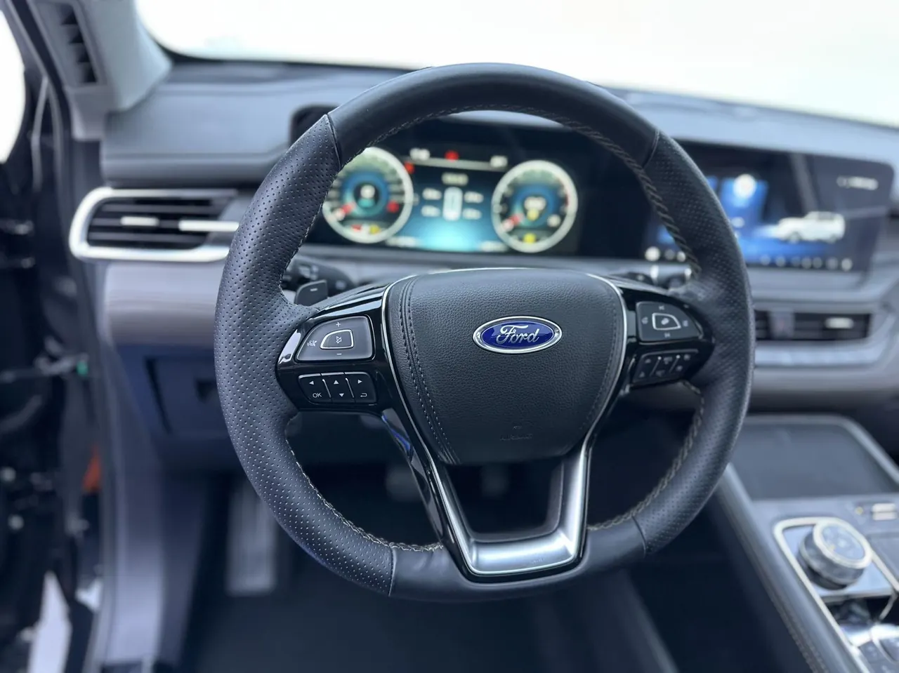 Ford 2023 Lingyu 2.0T EcoBoost 225 Zunling 7-seat (2/2/3) automatic gear 14