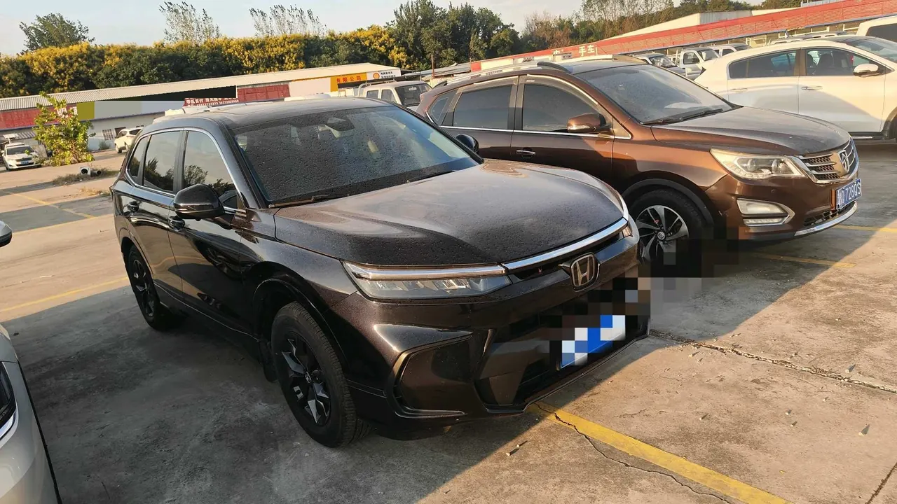 Honda 2023 Hao Ying 1.5T Stepless 240TURBO Two-Drive Deluxe Edition 5-seat Automatic Gear 3