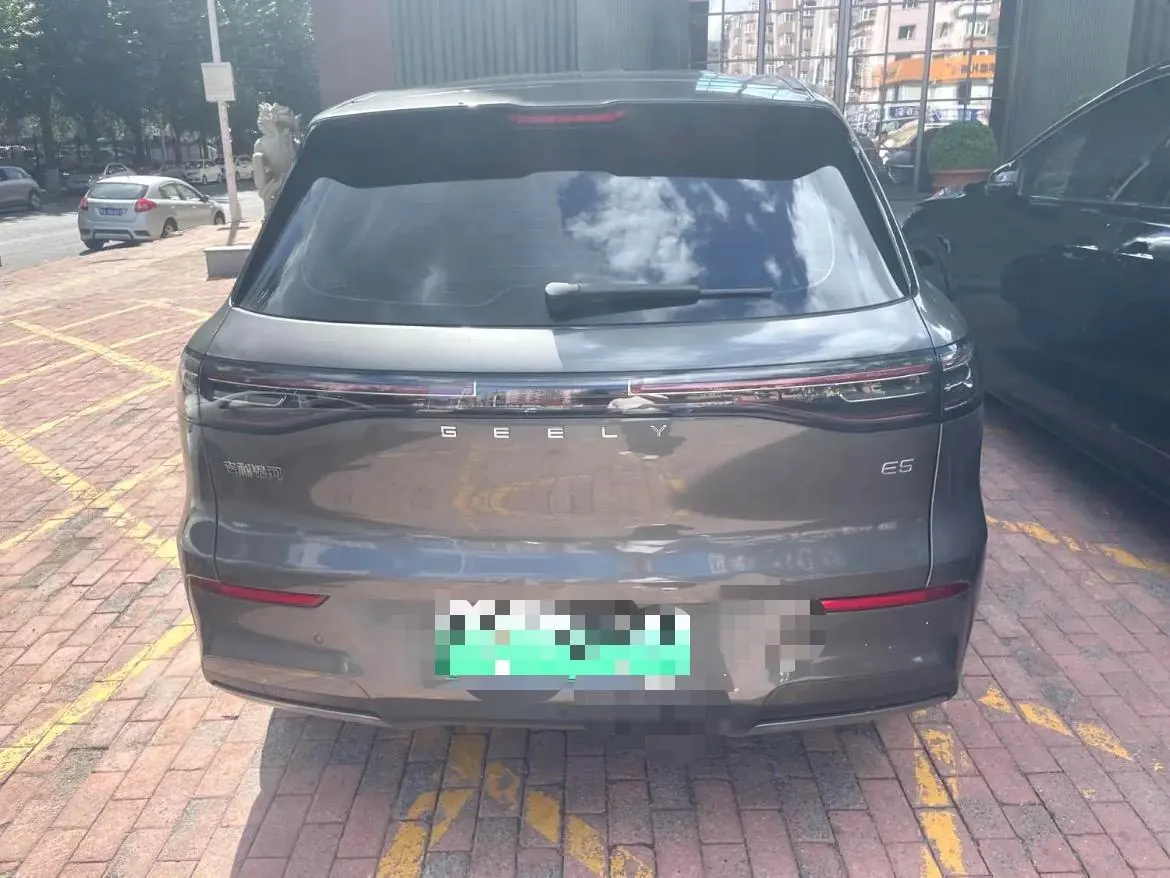 Geely Galaxy 2026 E 5 530km sailing version of automatic gear 8