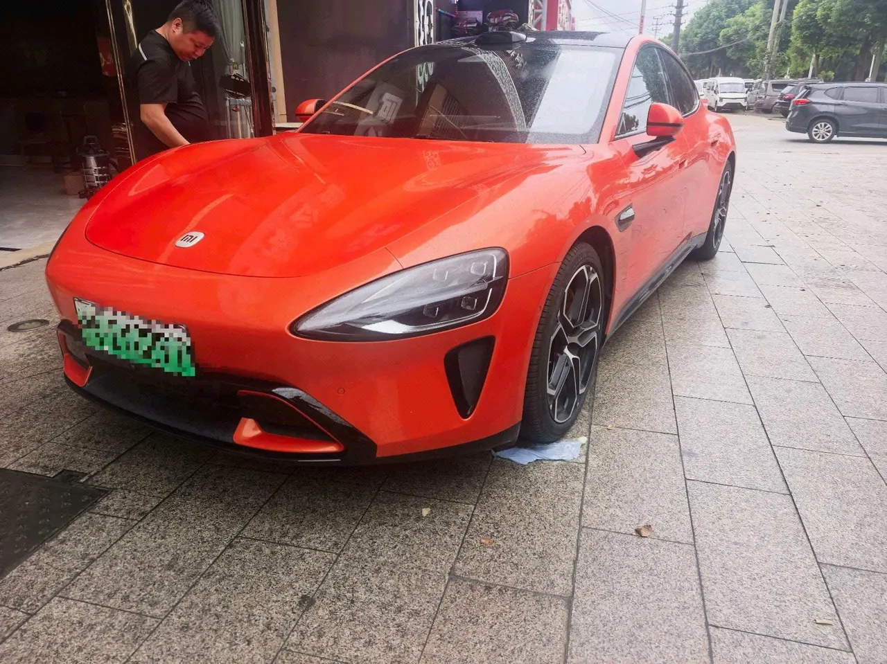 打开图片灯箱:MI 2024 SU 7 750km Four-wheel Drive Max Founding Edition Automatic Gear