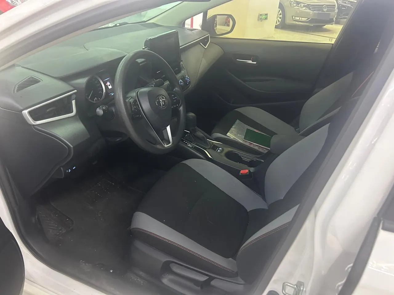 Toyota 2022 corolla 1.2T stepless pioneer PLUS version automatic gear 2