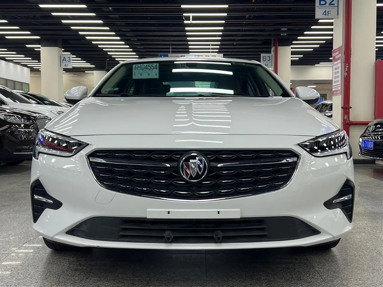 Buick 2020 Regal 1.5T 552T Luxury Automatic Gear 2