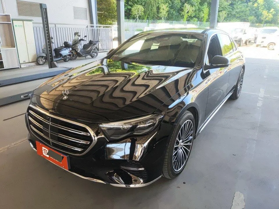 Open image lightbox: Mercedes Benz E Class 2024 E 300 L 48V 2.0T Luxury (Modified) Automatic Gear