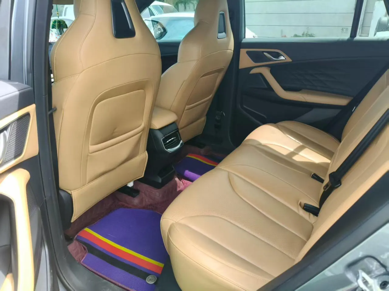 Roewe 2022 RX5 1.5TGI 330TGI Super Ultimate Automatic Gear 5