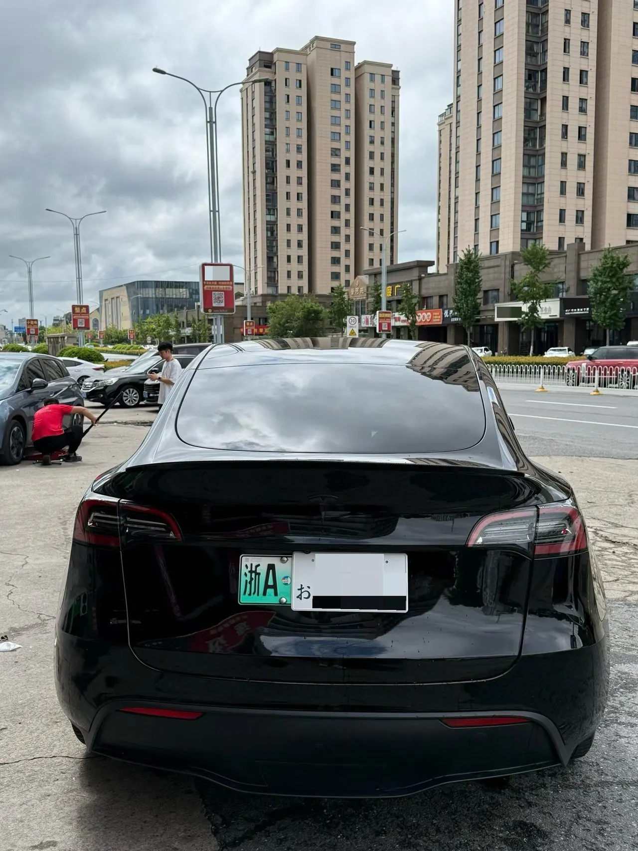 Tesla 2022 Model Y rear-wheel drive version (facelift) automatic gear 4