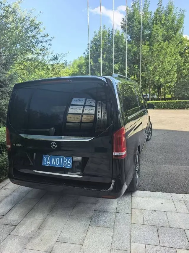 Mercedes Benz V 2020V 260 L 2.0T Deluxe Edition Automatic Gear 4