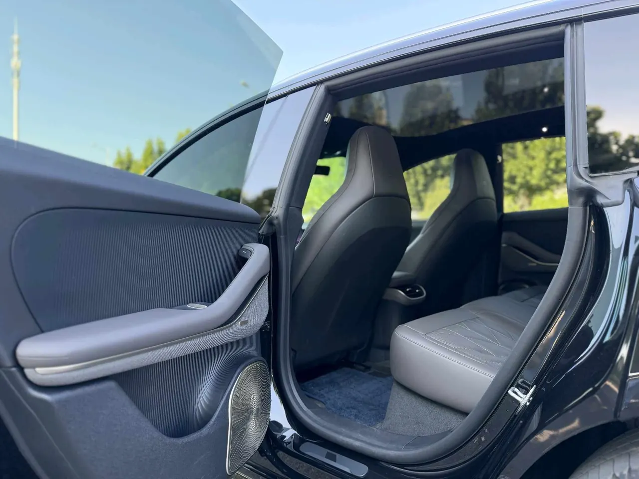 NIO 2025 ET5T 75kWh Touring automatic 3