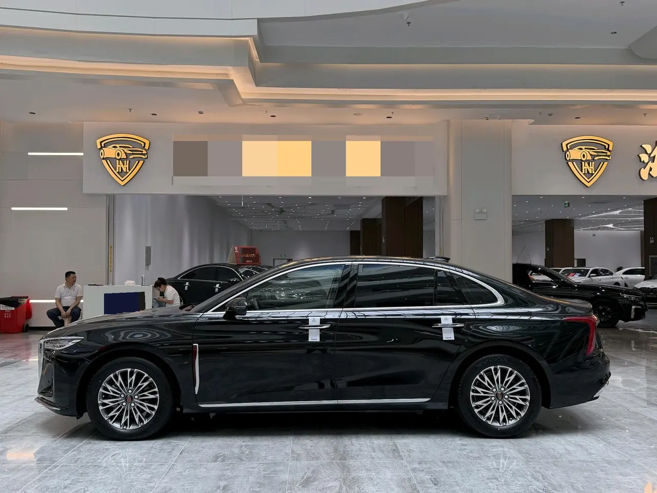 HongQi 2025 H5 1.5T Flag Yue 500000 Commemorative Automatic Gear 2