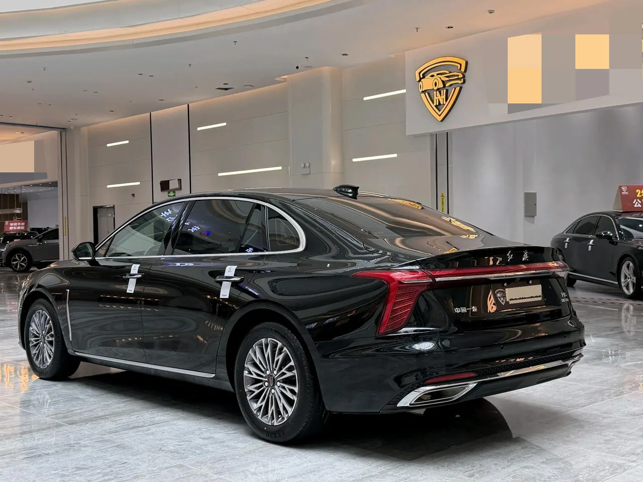 HongQi 2025 H5 1.5T Flag Yue 500000 Commemorative Automatic Gear 3