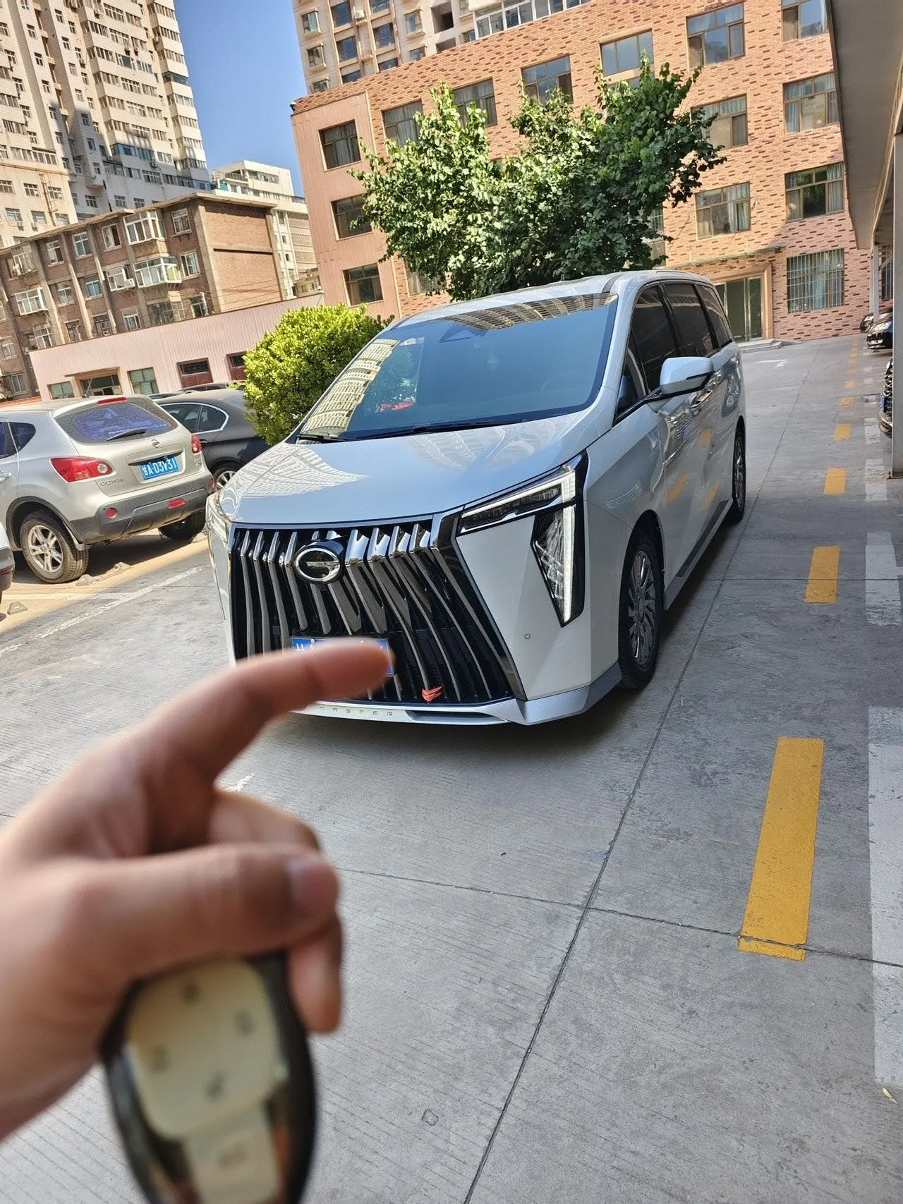 Open image lightbox: GAC Trumpchi 2024 M8 2.0T 400T Grandmaster Series Supreme‑Grade Automatic