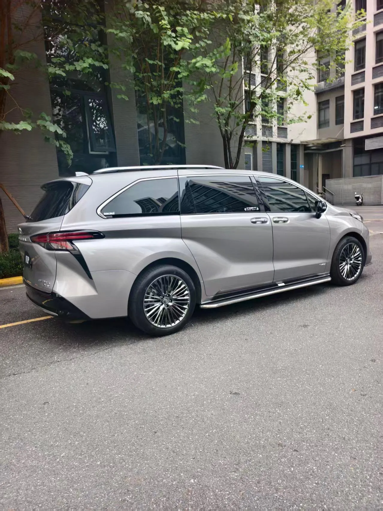 Toyota 2024 Sana 2.5 Stepless Extreme Edition Automatic Transmission 5