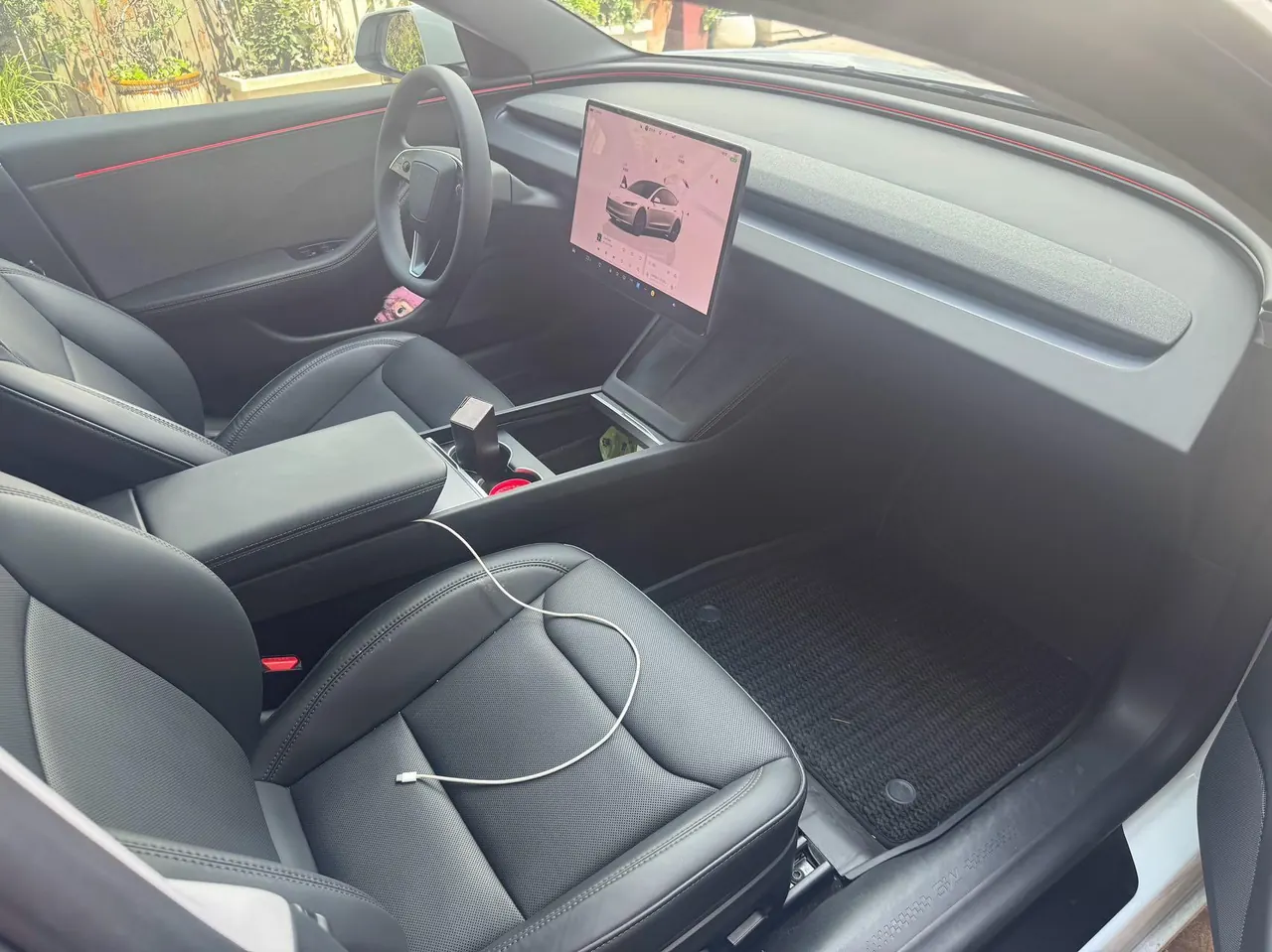 Tesla 2025 Model 3 rear-wheel drive version of automatic transmission 6
