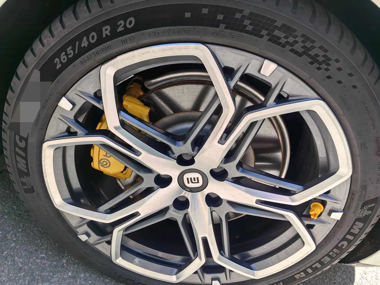 MI 2024 SU 7 800km 4-wheel drive ultra-long endurance high-end smart driving Max version automatic gear 4