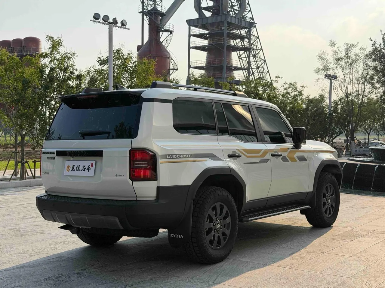 Toyota 2024 Prado HEV 2.4T Wild WX Edition 6-seat Automatic Gear 5