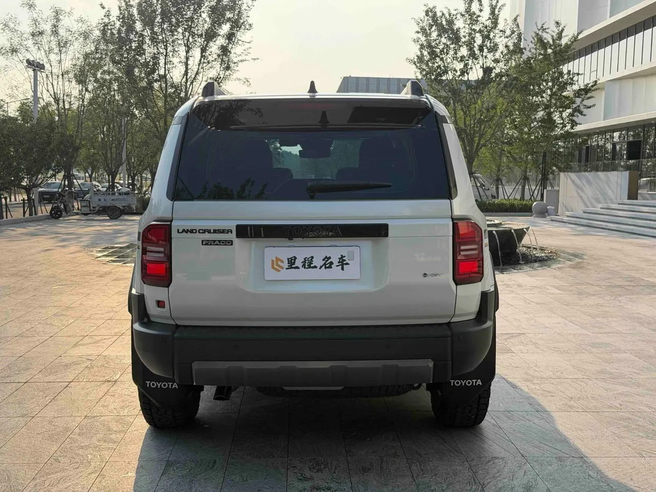 Toyota 2024 Prado HEV 2.4T Wild WX Edition 6-seat Automatic Gear 7