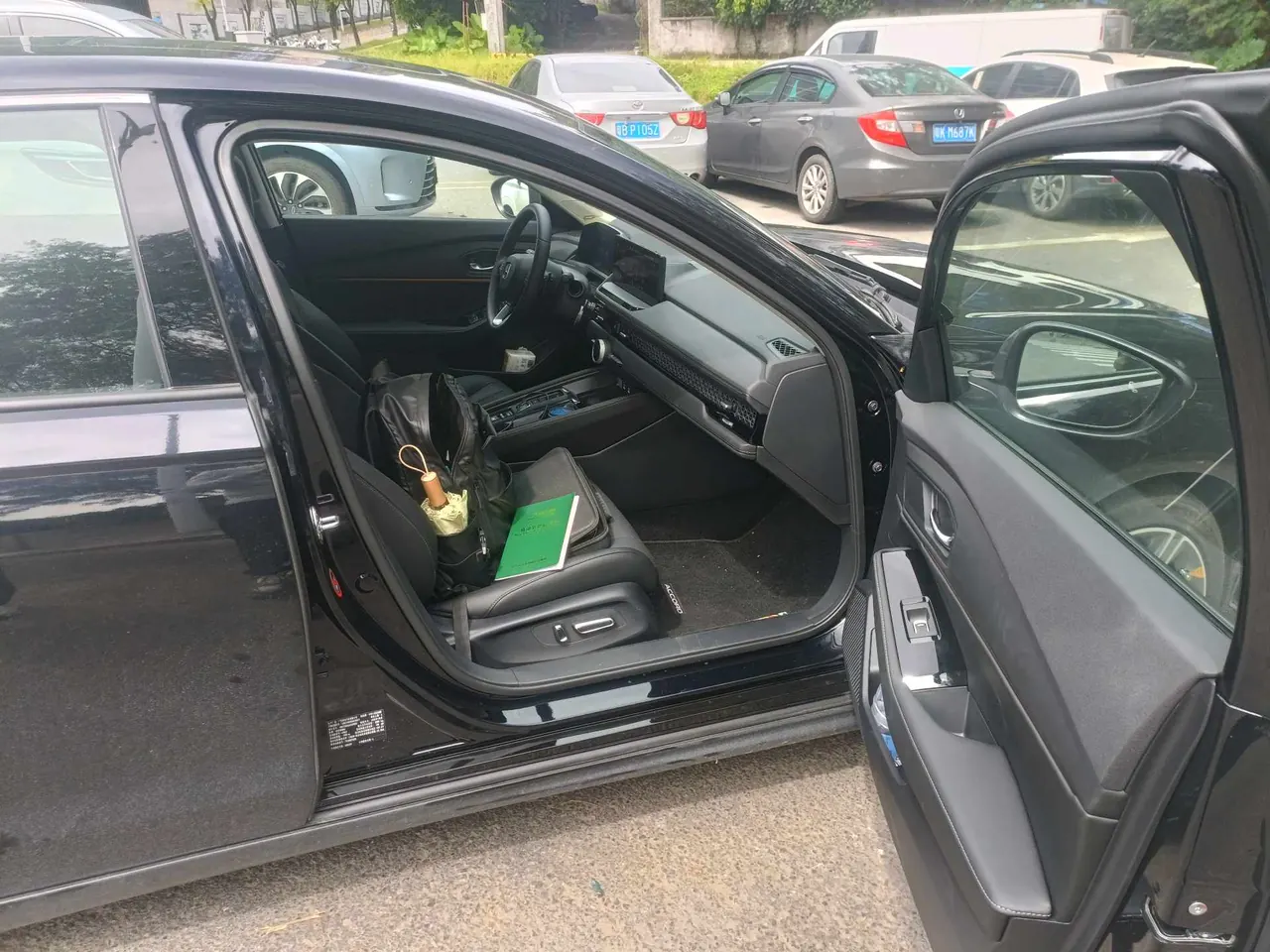 Honda Accord New Energy 2025 11th Generation Accord e:PHEV 2.0 Stepless Premium Edition Automatic Gear 4