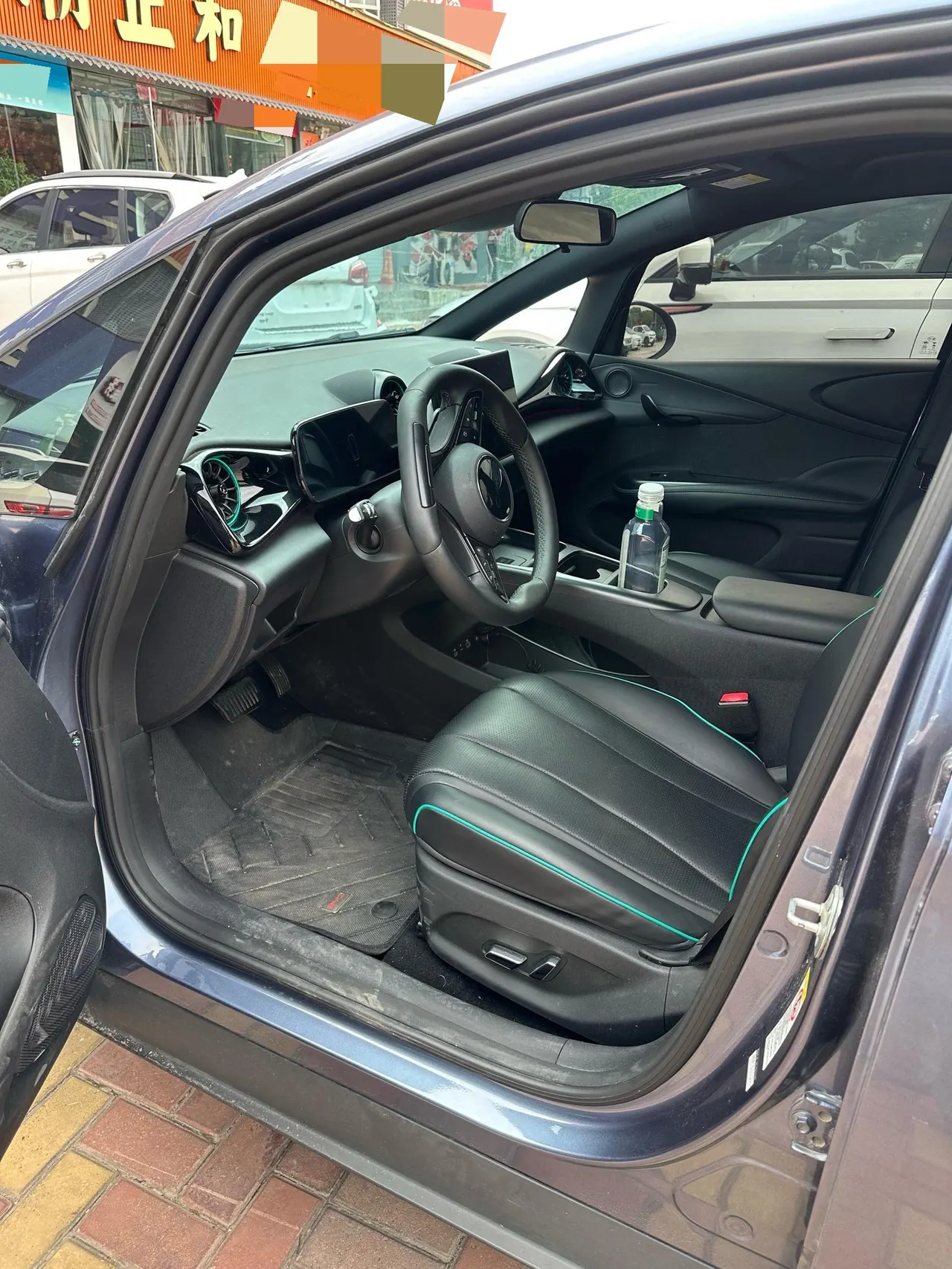BYD 2025 Dolphin Smart Driving 410km Fashion Automatic Gear 5