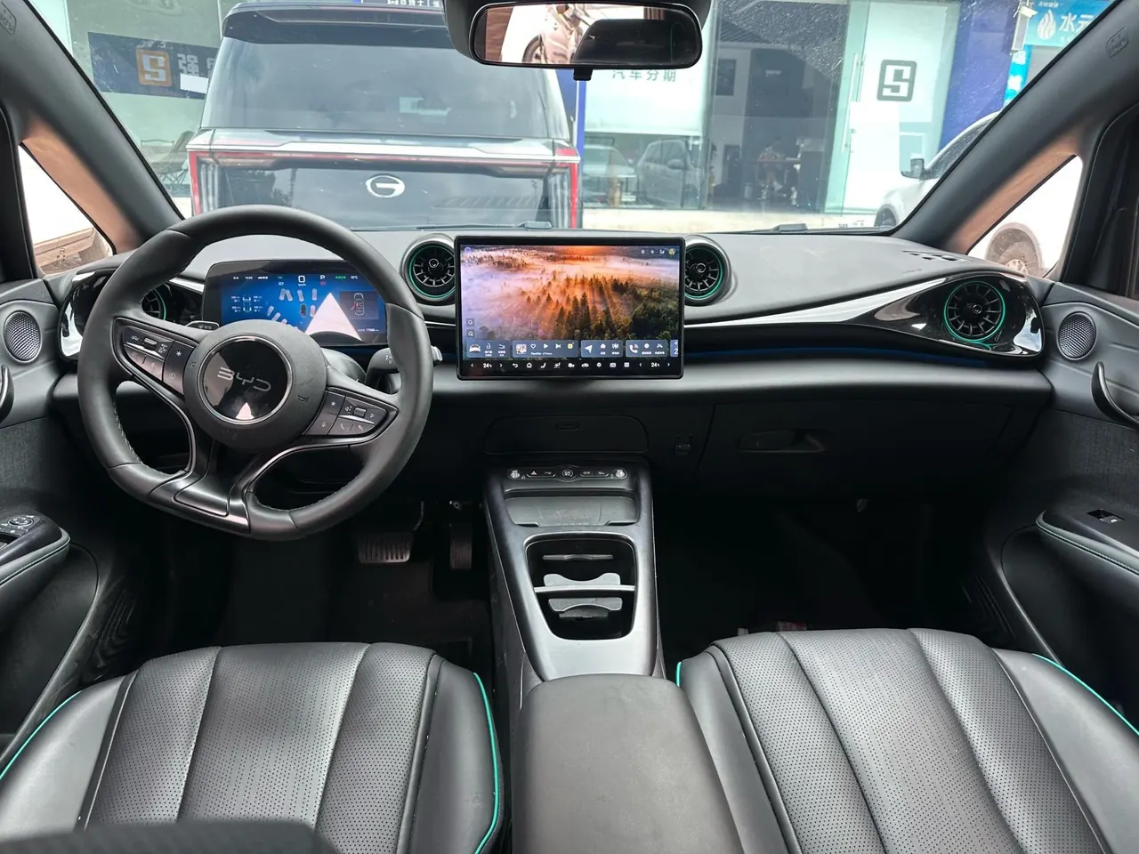 BYD 2025 Dolphin Smart Driving 410km Fashion Automatic Gear 7