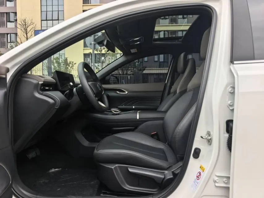 ChangAn 2026 Yi Dong 1.5T 500Bar Jin Xiang Automatic Gear 4