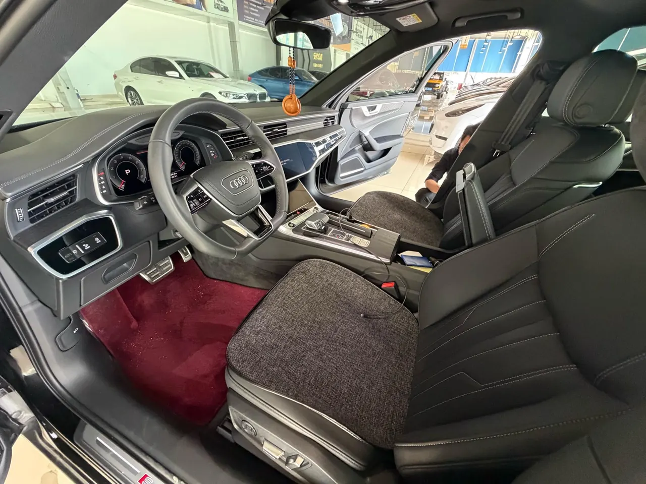Audi 2026 A6L 2.0TFSI 45TFSI Quattro Select Dynamic Premium Bag Automatic Gear 3