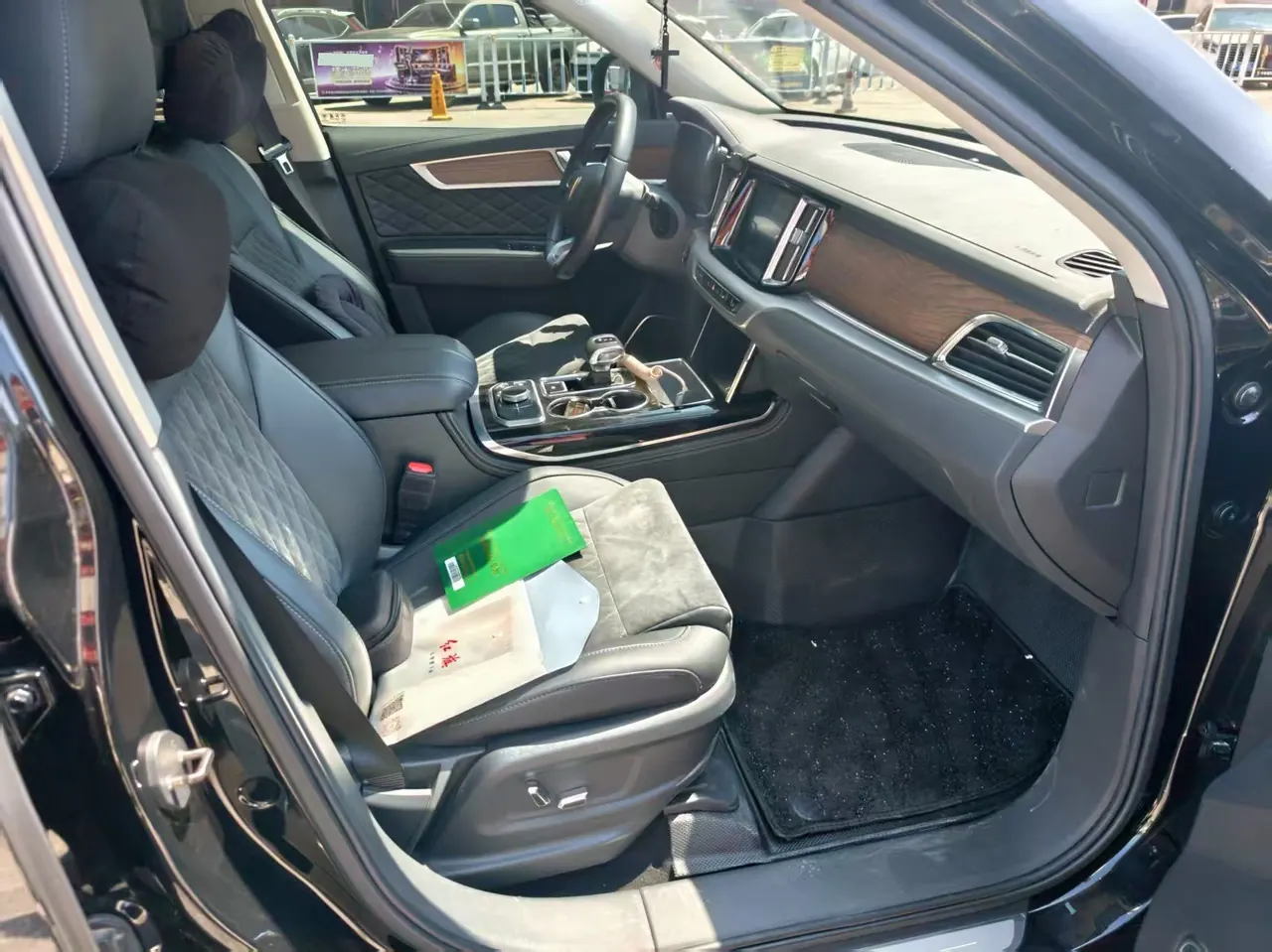 HongQi 2022 HS7 48V 2.0T Two-Drive Smart Union Flag Edition 5-seat Automatic Gear 4