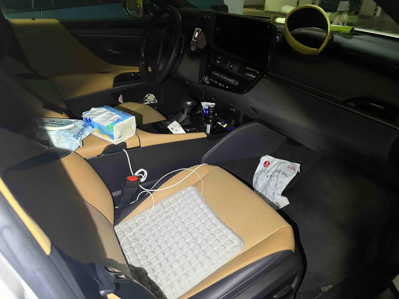 Open image lightbox: Lexus ES (Imported) 2022 ES200 2.0 Stepless Premium Edition Automatic Gear
