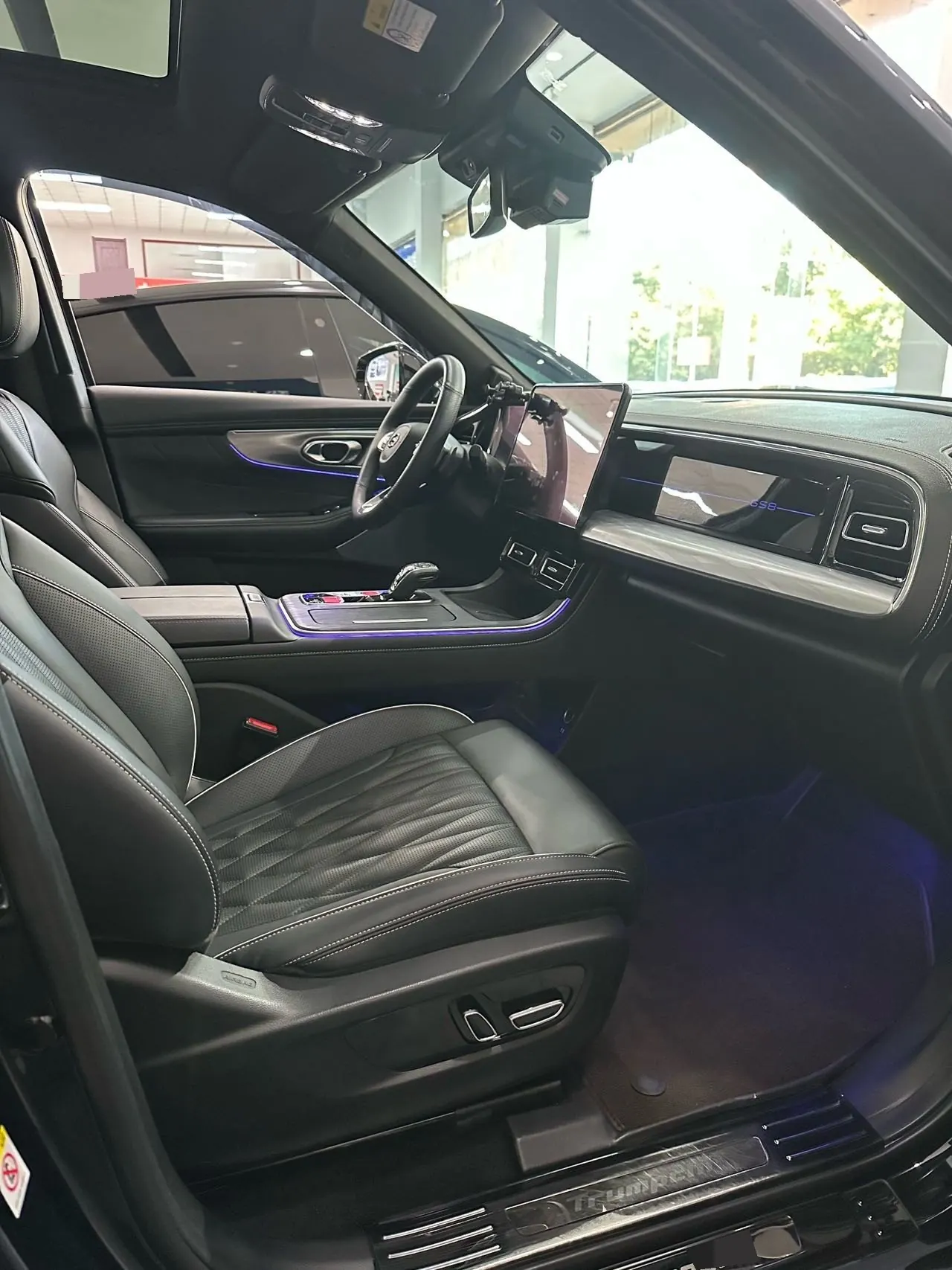Chuanqi 2022 GS8 2.0TGDI Two-Drive Premium Edition Seven-seat Automatic Gear 4