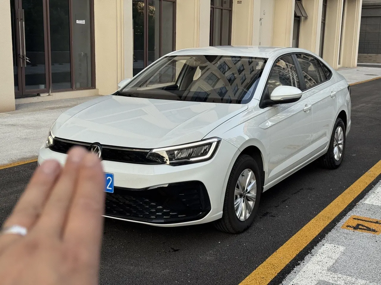 打开图片灯箱:Volkswagen 2025 Lavida New Trend 1.5 Outstanding New Edition Automatic Transmission