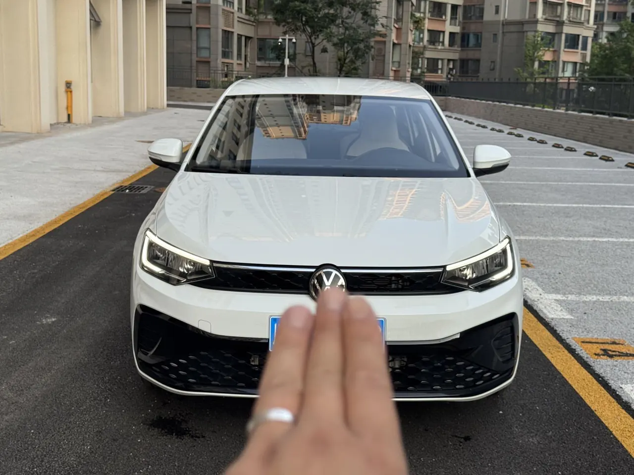 Volkswagen 2025 Lavida New Trend 1.5 Outstanding New Edition Automatic Transmission 2