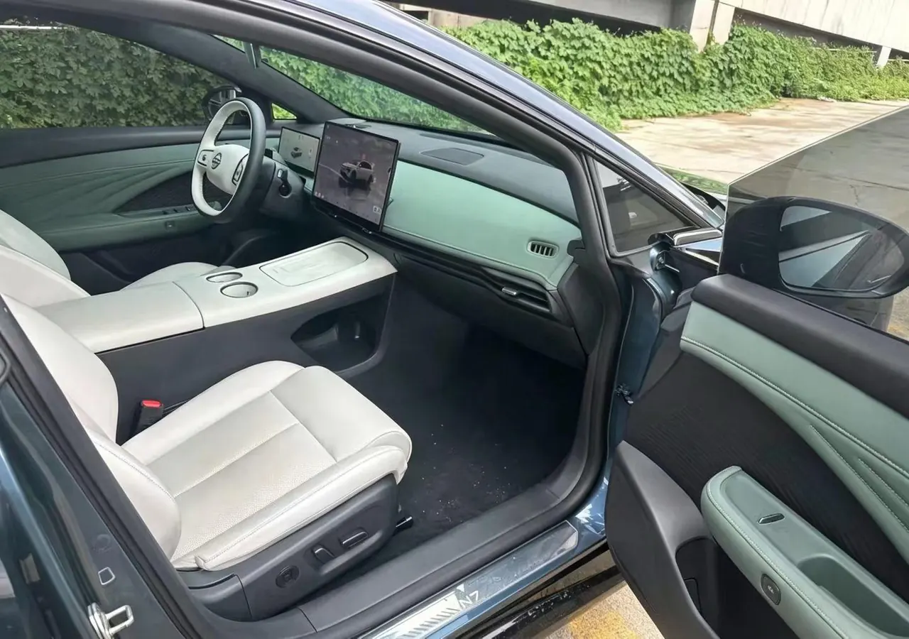 Nissan 2025 N 7 625 Pro automatic gear 4
