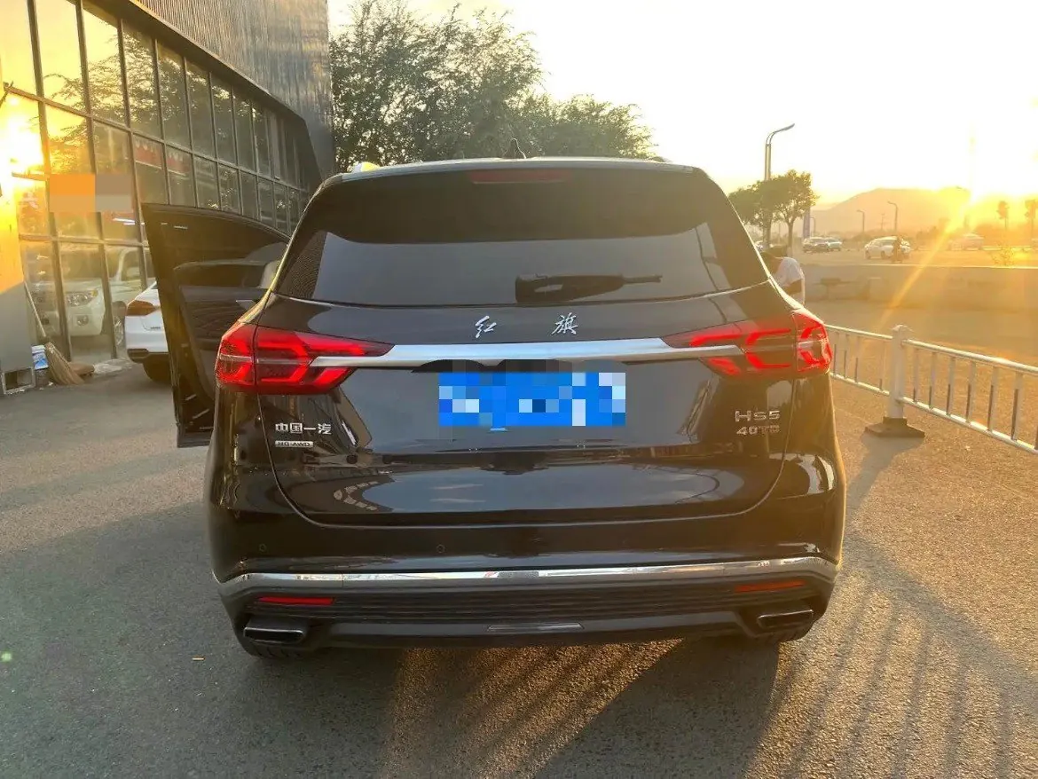 HongQi 2022 HS5 2.0T 4-wheel drive smart flag hedonic purchase version of automatic gear 6