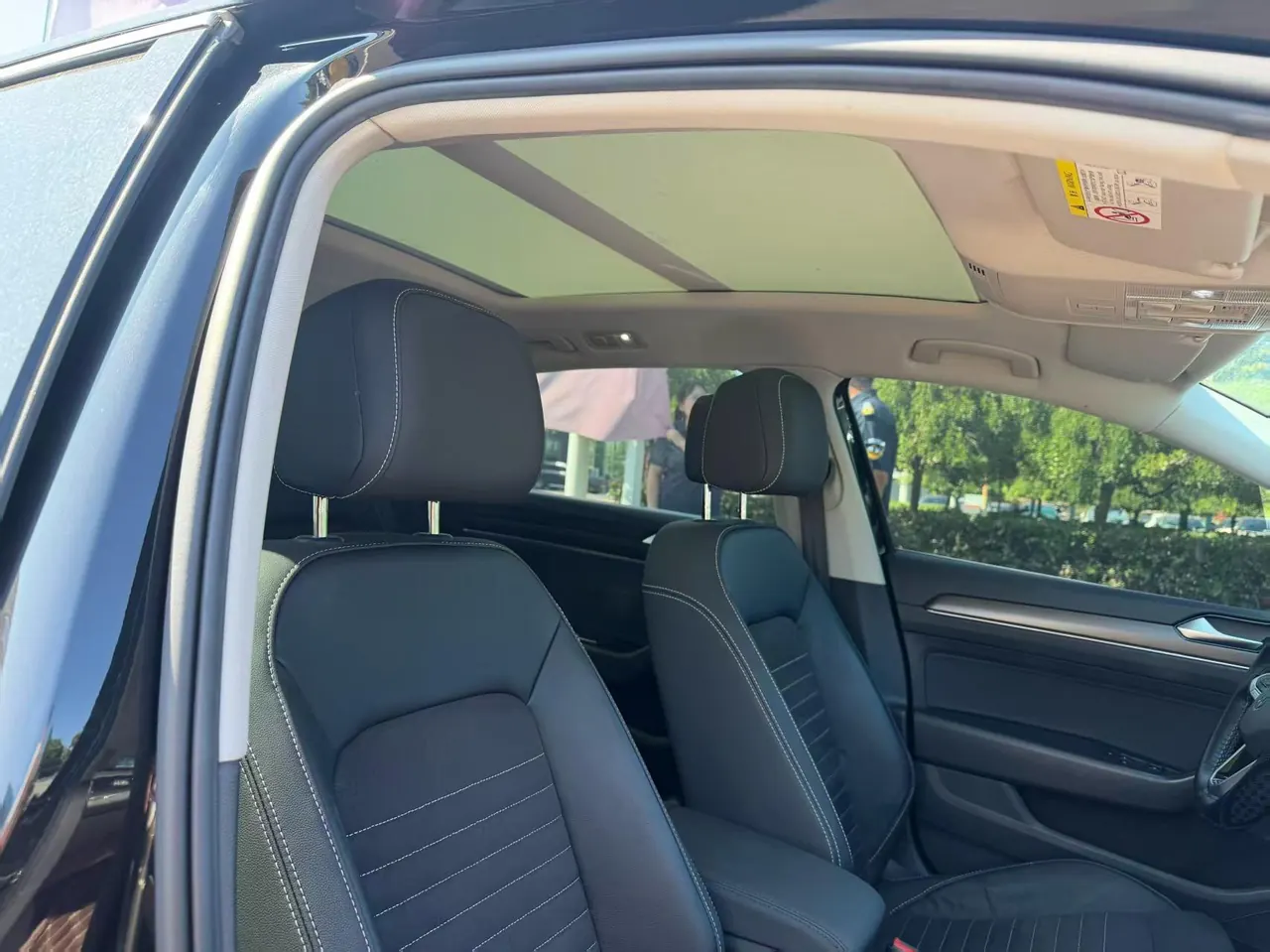 Volkswagen 2020 Magotan 2.0TSI 330TSI luxury automatic transmission 5