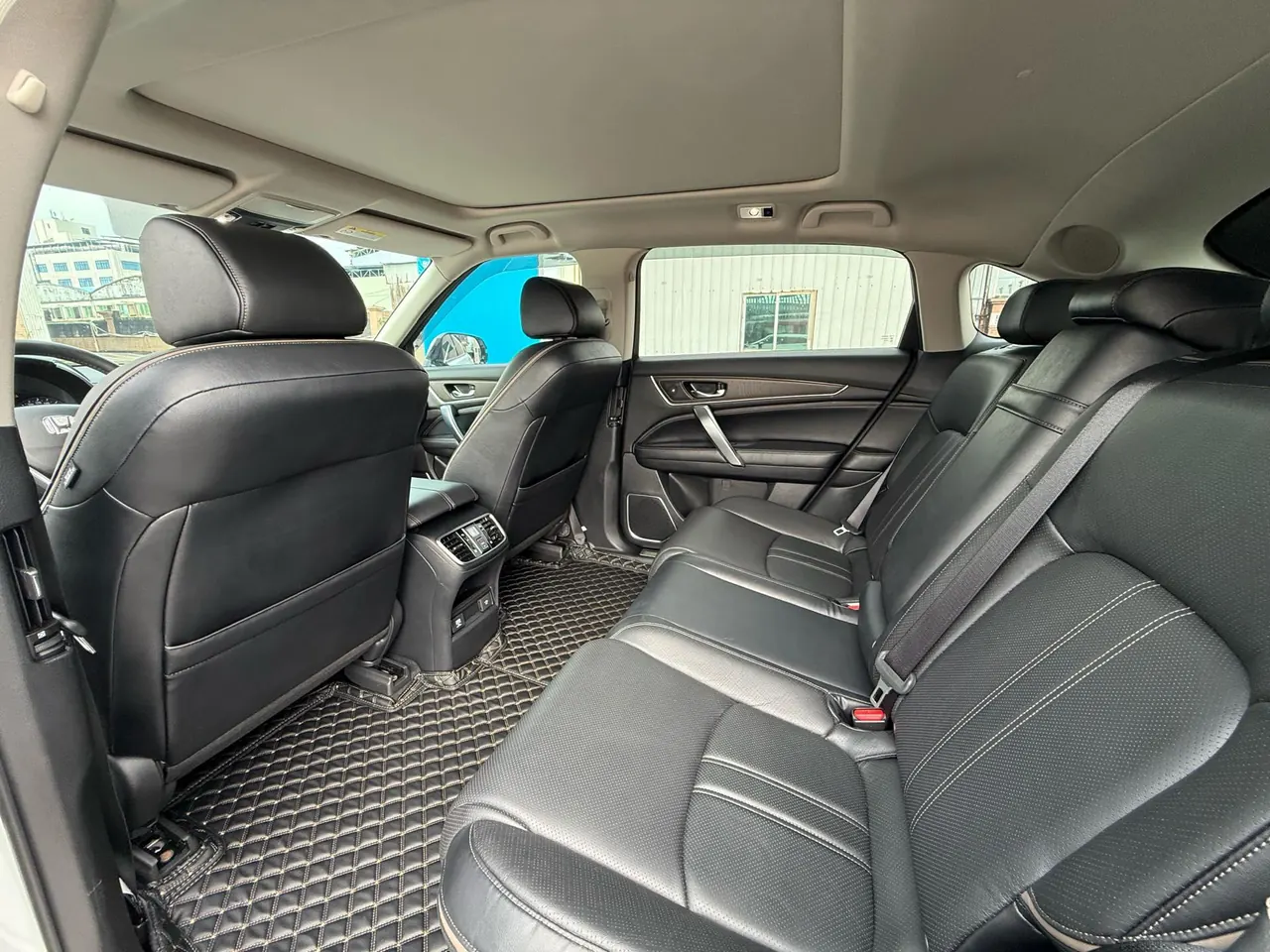 Honda 2020 Crown Road 2.0T 370TURBO Four-wheel Drive Premium Edition Automatic Gear 5