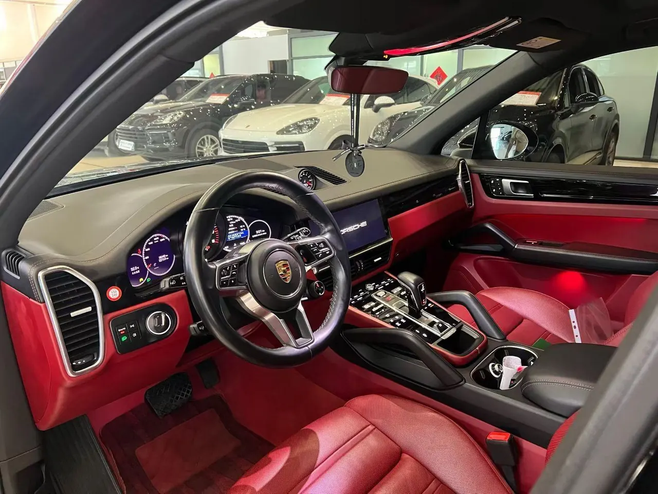 Porsche Cayenne (Imported) 2022 Cayenne 3.0T Platinum Edition Automatic Gear 2