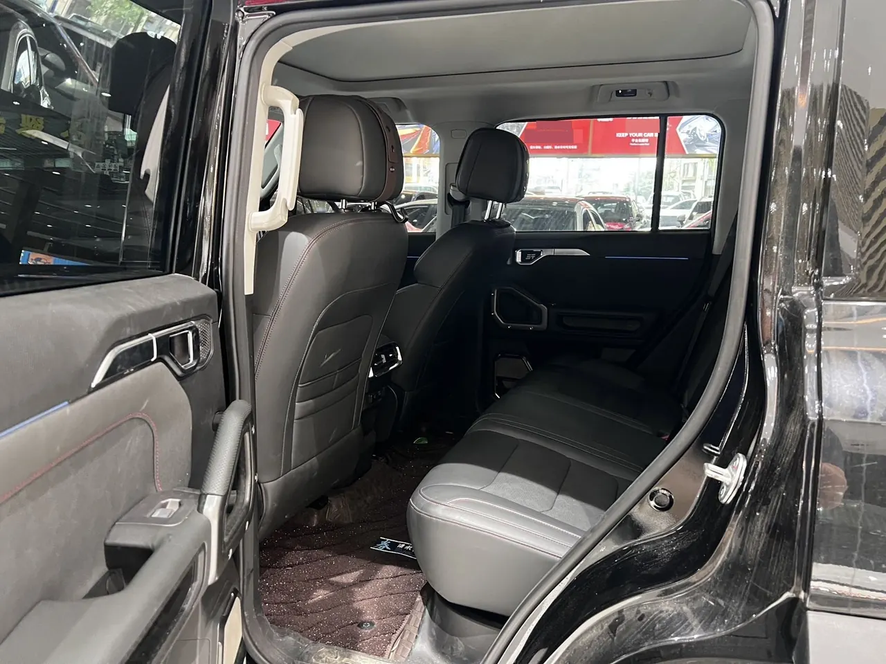 Jetour 2023 Traveler 2.0T Four-Wheel-Drive Cross-Country PRO Automatic 4