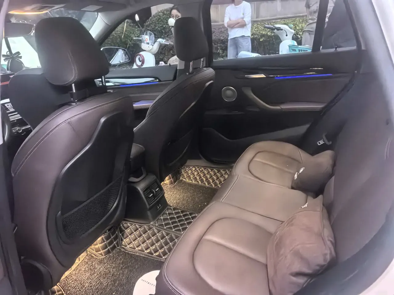 BMW 2022 X1 sDrive25Li 2.0T Leading Automatic Gear 4