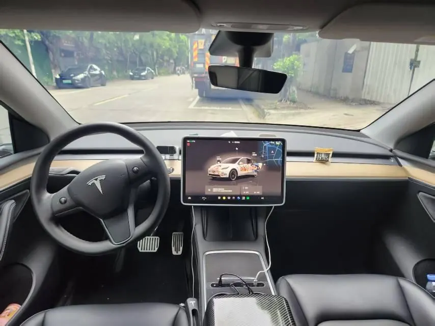Tesla 2022 Model Y long endurance all-wheel drive version (modified) automatic gear 6