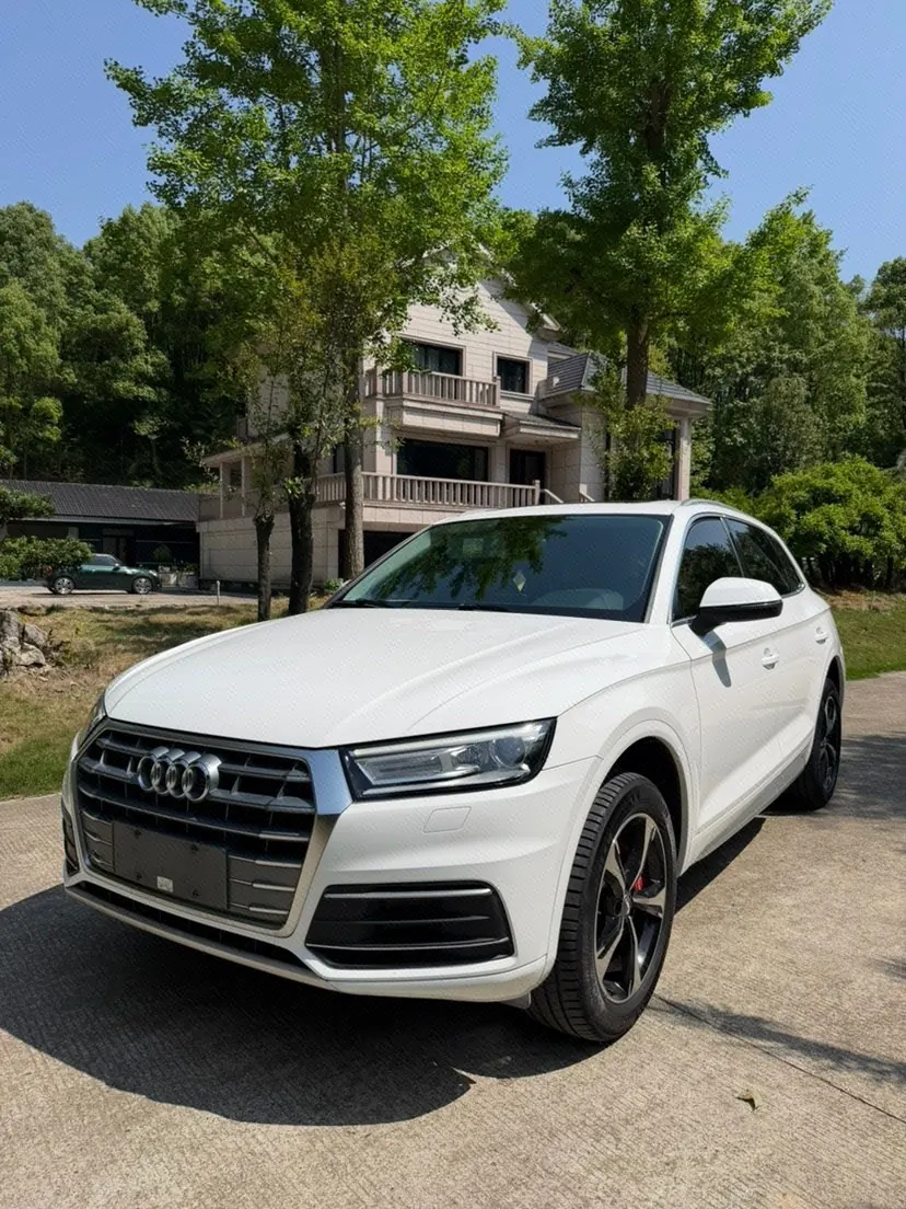 Open image lightbox: Audi 2020 Q5L 2.0TFSI 40TFSI enjoy enterprising (facelift) automatic gear