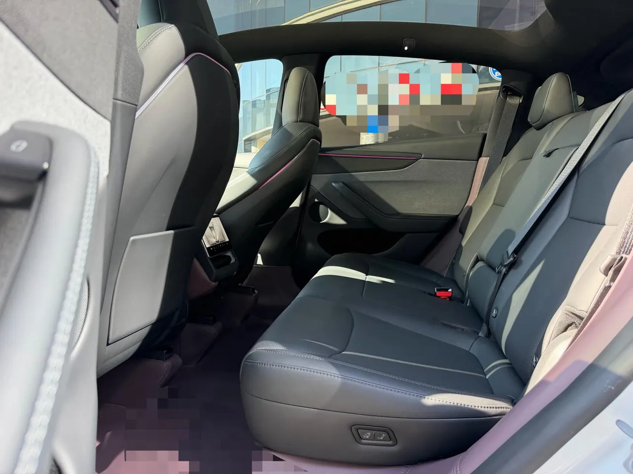 Tesla 2026 Model Y Rear-Wheel-Drive Automatic 3